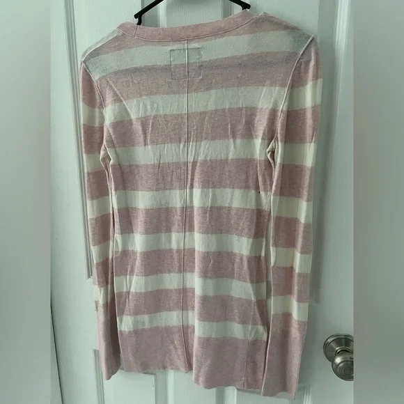 Stripped American Eagle Sweater - Picture 2 of 3